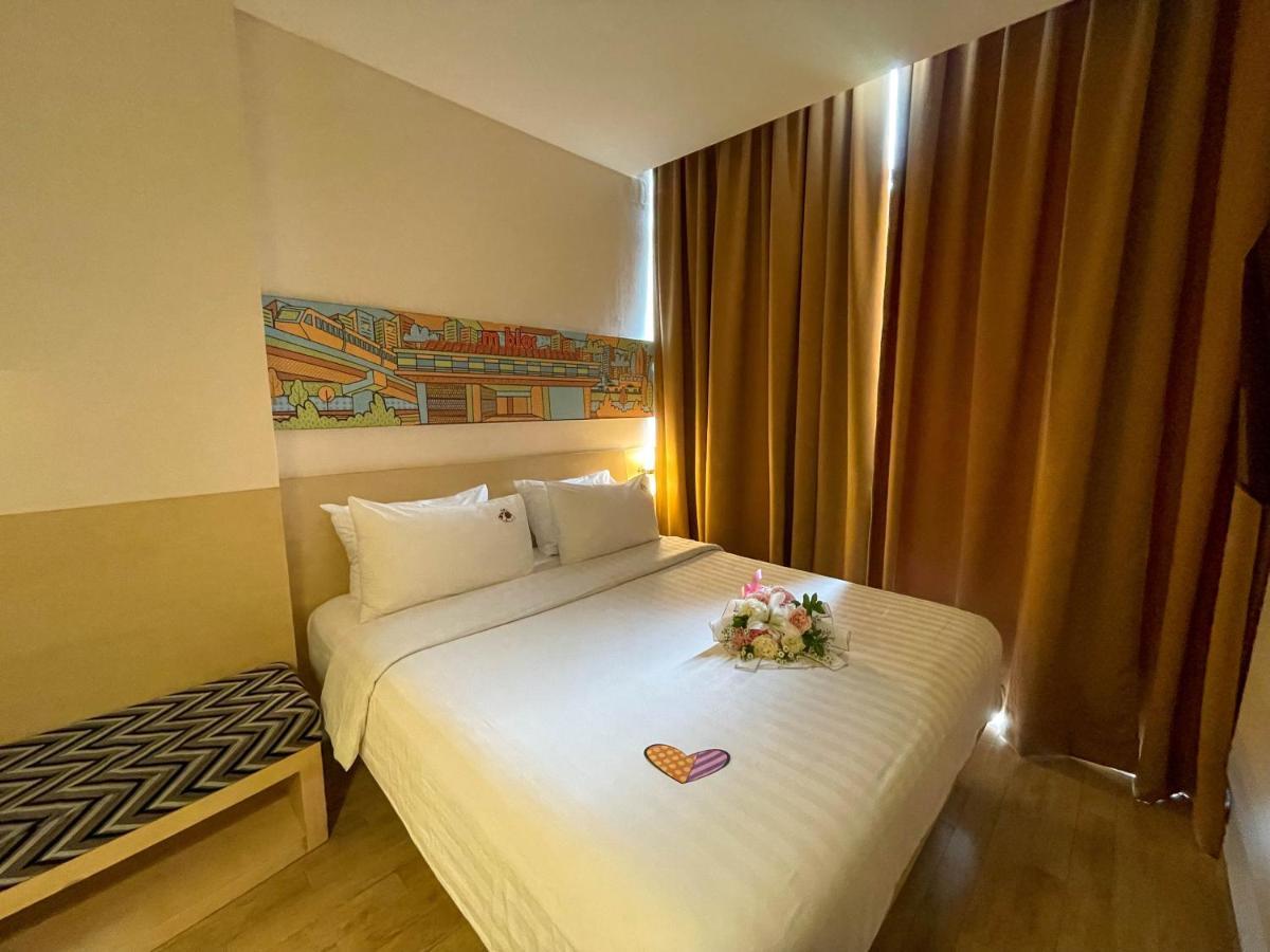 Maxone Premier Melawai Hotel Jakarta Szoba fotó